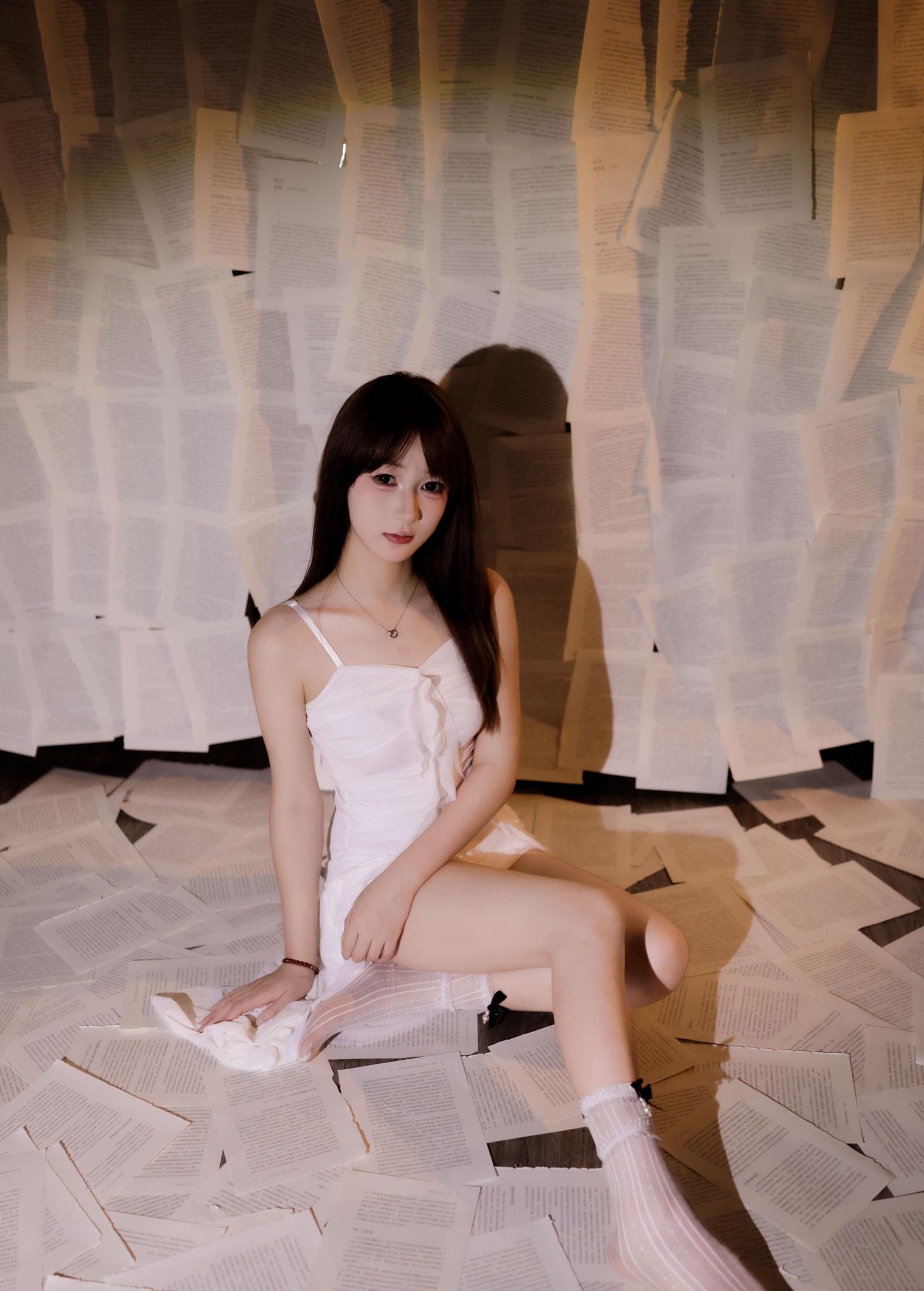 图片[2] - LILY - 《书页白裙》[24P] - 机器猫次元 - 机器猫次元
