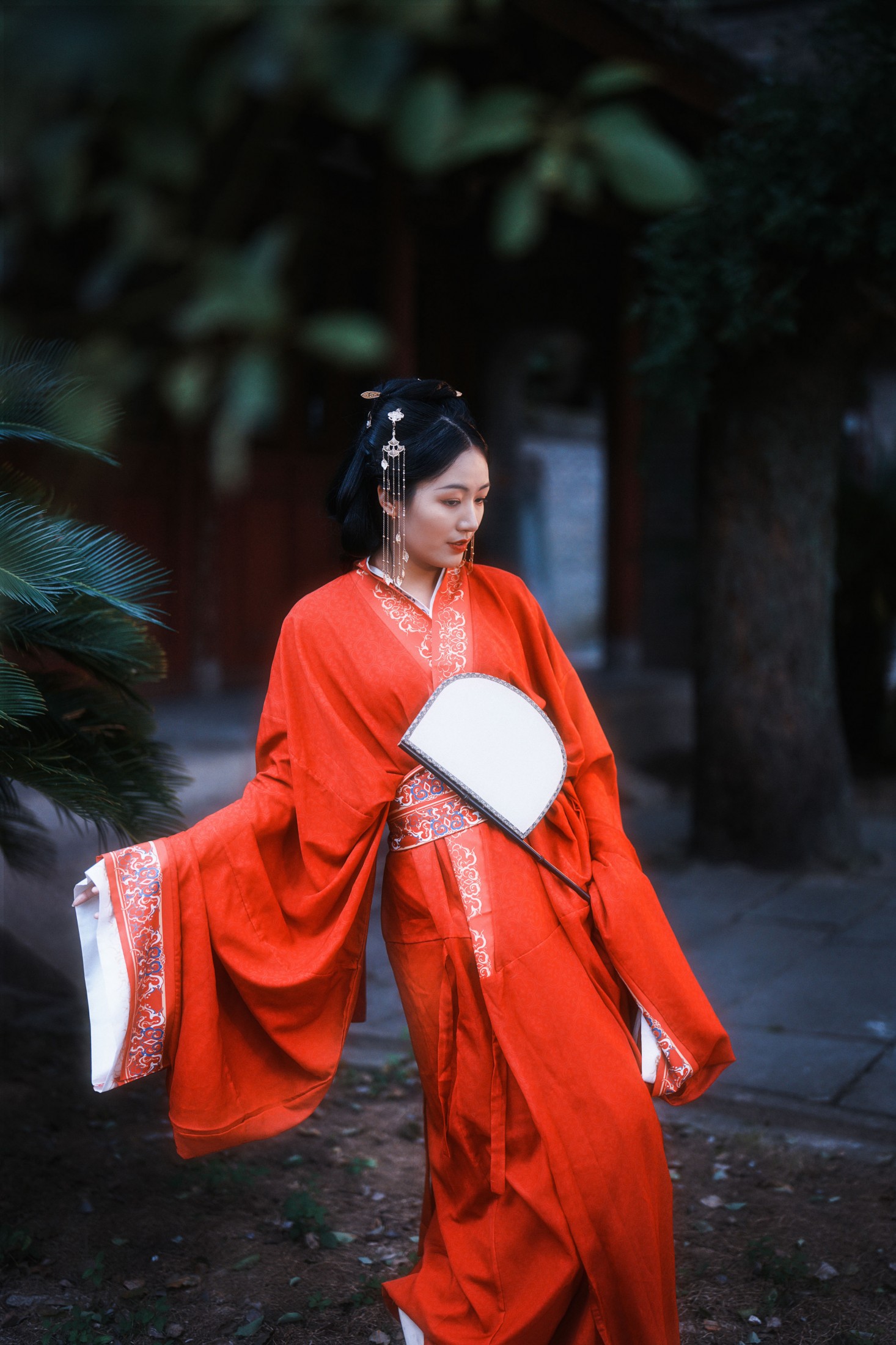 图片[3] - 藤_藤藤小姐 - 《古风人像拍摄-华林寺-温馨》[14P] - 机器猫次元 - 机器猫次元