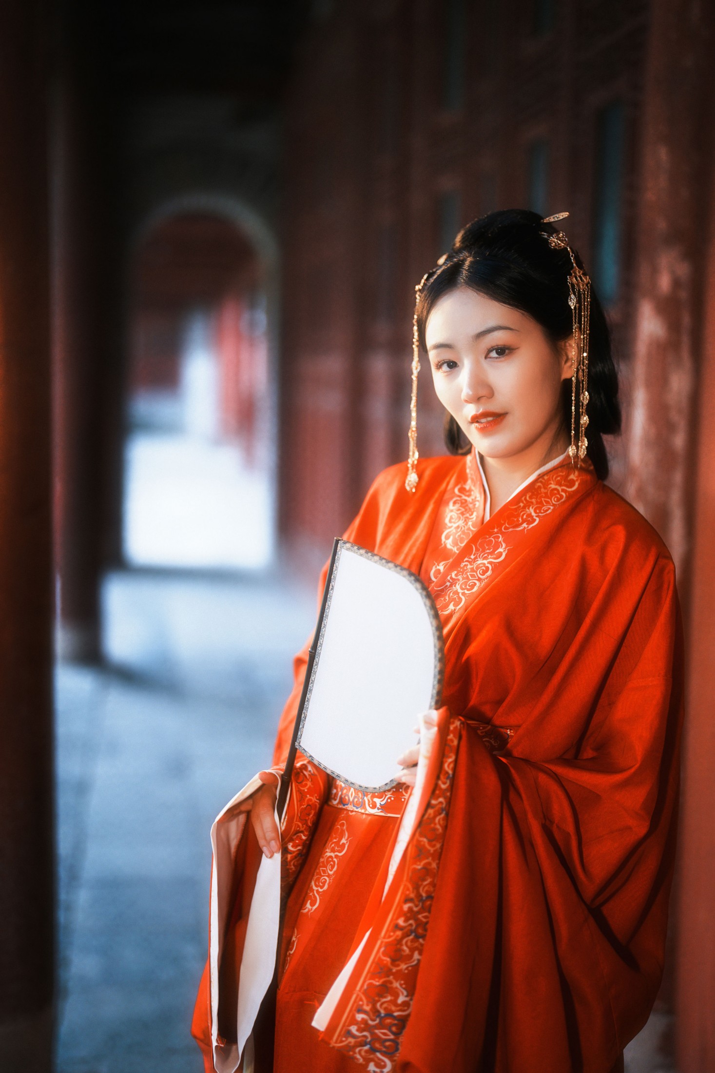 图片[4] - 藤_藤藤小姐 - 《古风人像拍摄-华林寺-温馨》[14P] - 机器猫次元 - 机器猫次元