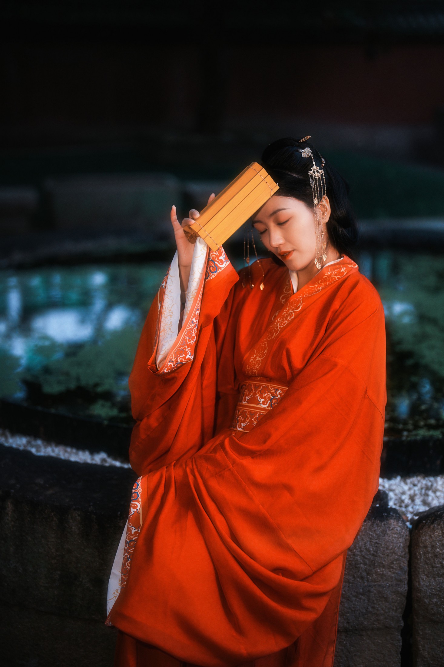 图片[7] - 藤_藤藤小姐 - 《古风人像拍摄-华林寺-温馨》[14P] - 机器猫次元 - 机器猫次元