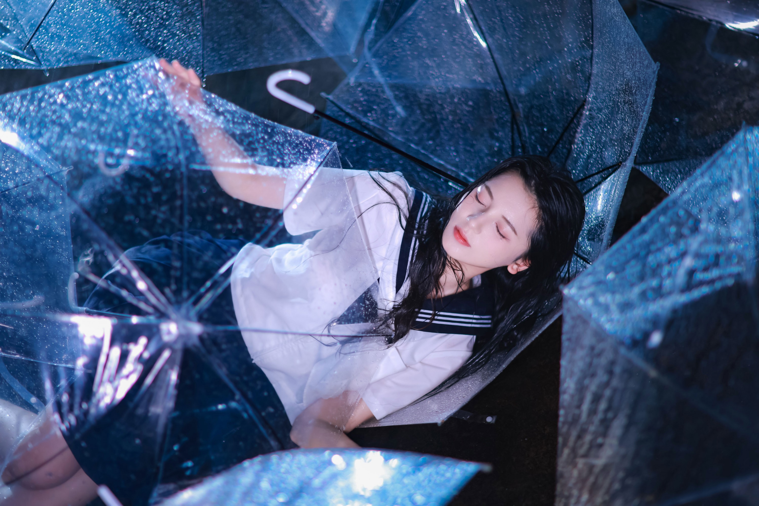 图片[7] - Enyyyn - 《雨落时，心跳是伞面的碎光 》[50P] - 机器猫次元 - 机器猫次元
