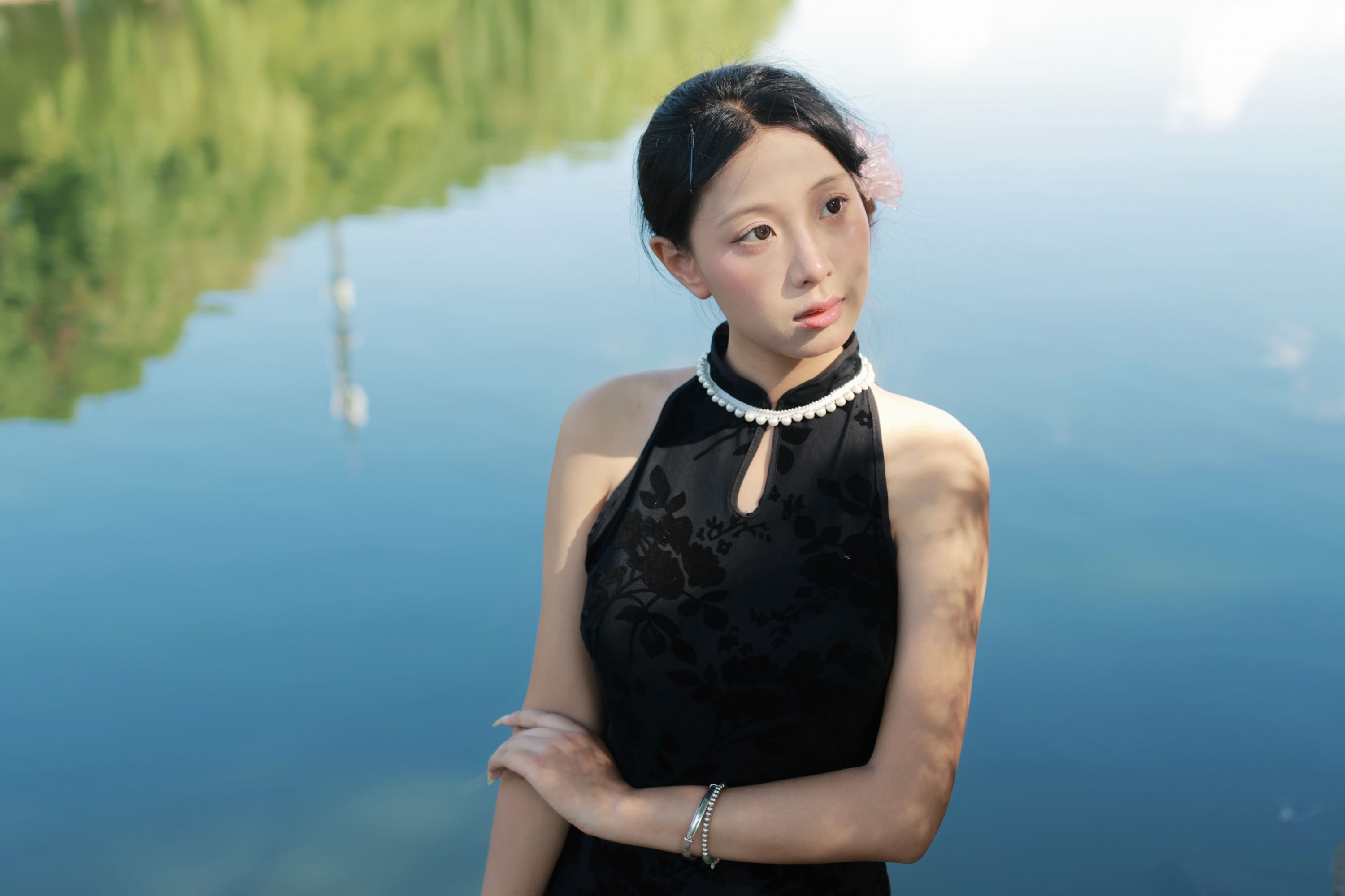 图片[1] - 小u - 《湖边旗袍》[46P] - 机器猫次元 - 机器猫次元