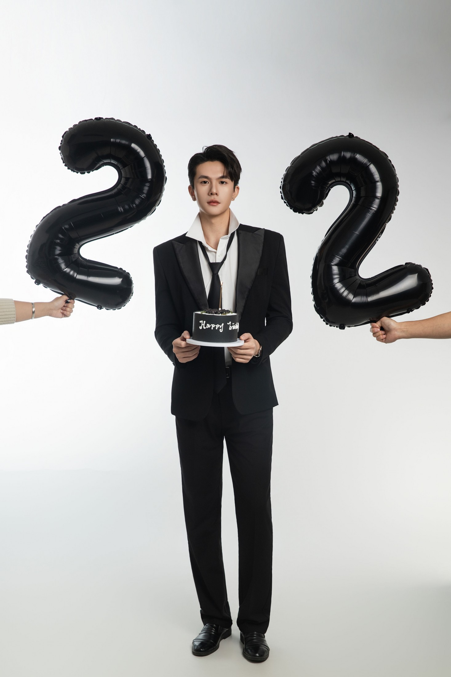 图片[7] - 言弟弟 - 《22 岁的黑奢独白：西装与型格的生日狂想》[30P] - 机器猫次元 - 机器猫次元
