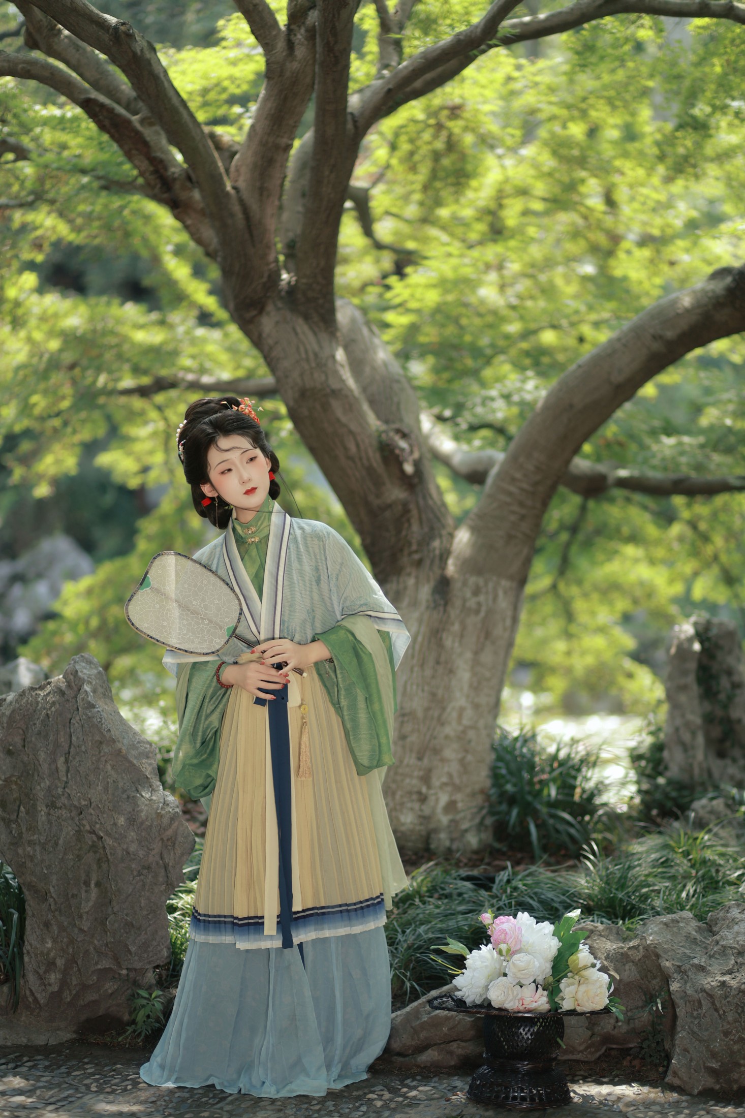 图片[4] - 秦卿卿 - 《黛眉轻扫远山春，杏眼流波月作神》[9P] - 机器猫次元 - 机器猫次元