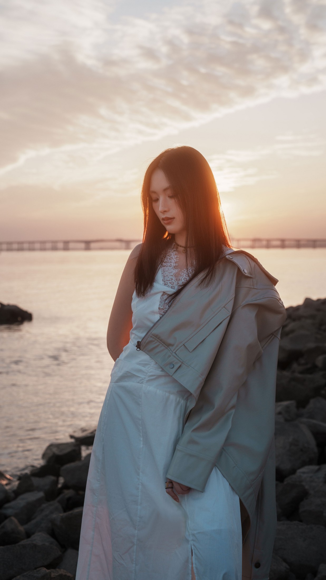 图片[1] - 月月 - 《海边寂静黄昏日落》[33P] - 机器猫次元 - 机器猫次元