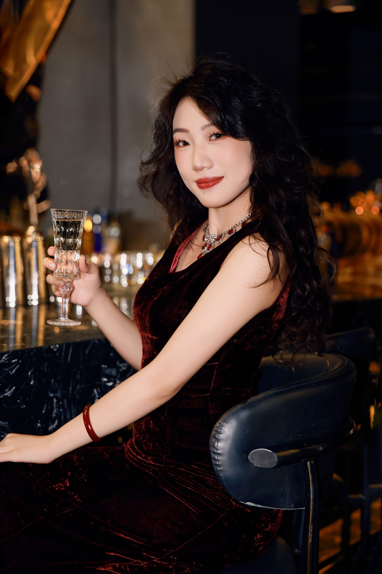 图片[4] - 《酒吧氛围感人像》[18P] - 机器猫次元 - 机器猫次元
