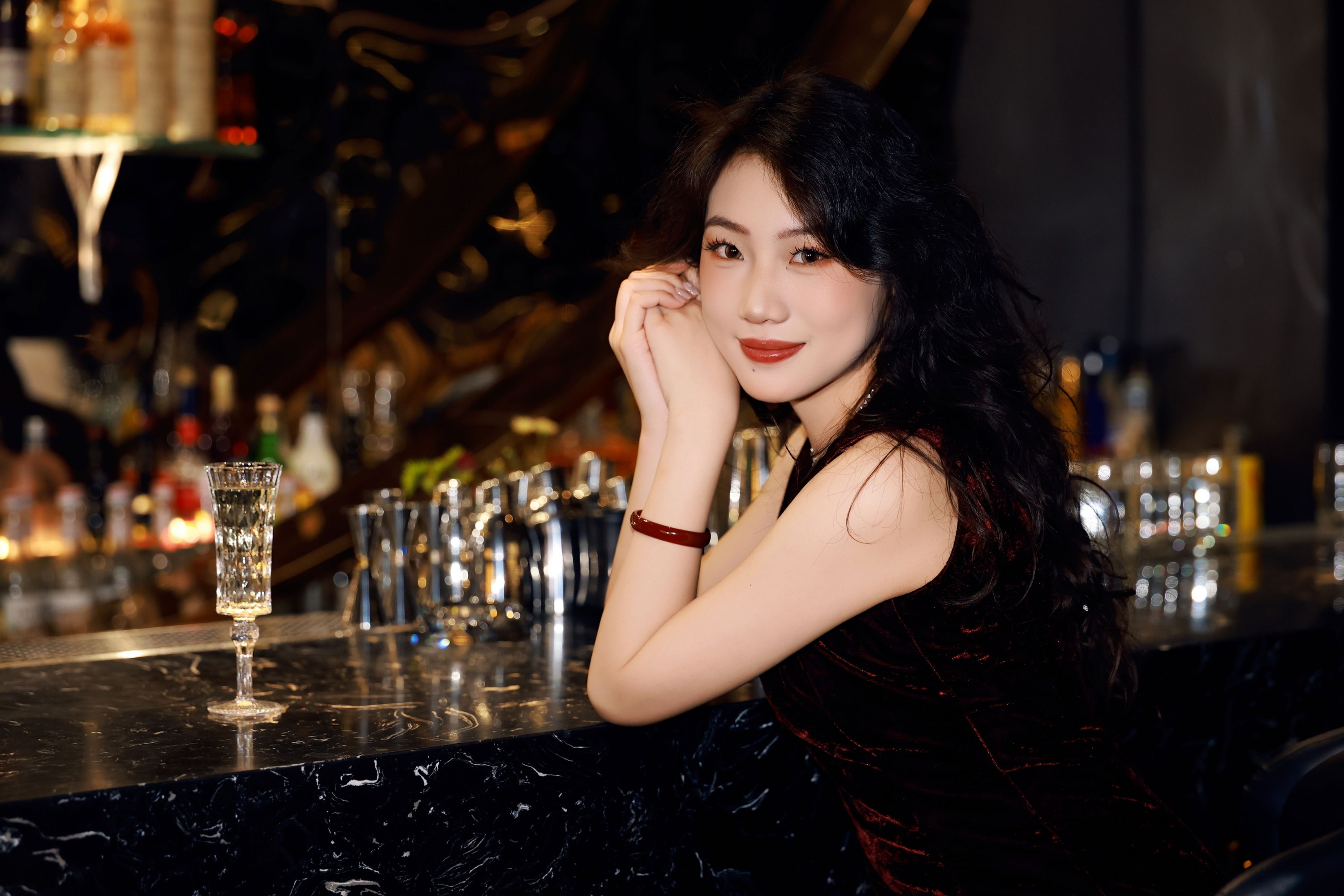 图片[6] - 《酒吧氛围感人像》[18P] - 机器猫次元 - 机器猫次元