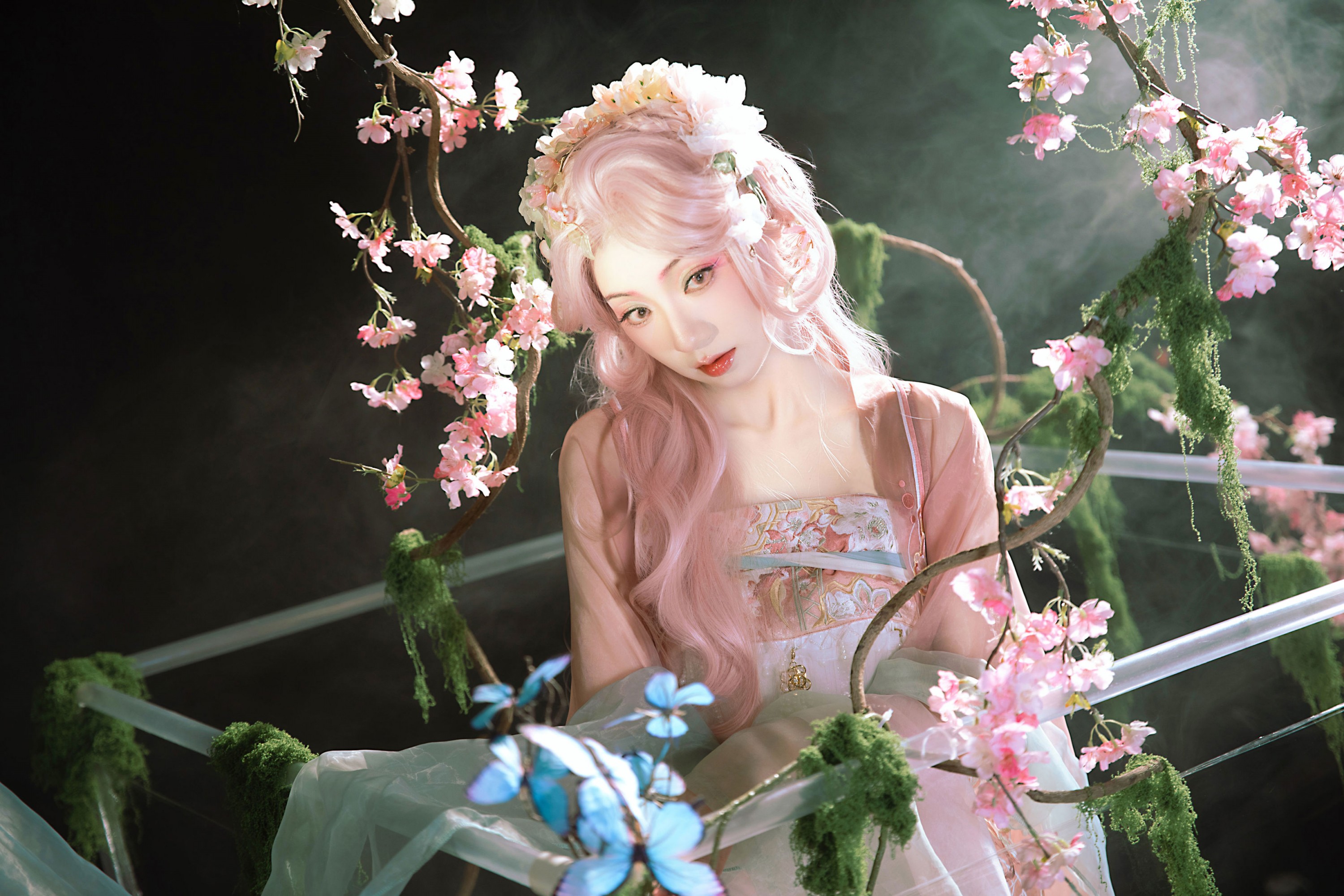 图片[1] - 九上天 - 《花房里的花成精了》[11P] - 机器猫次元 - 机器猫次元