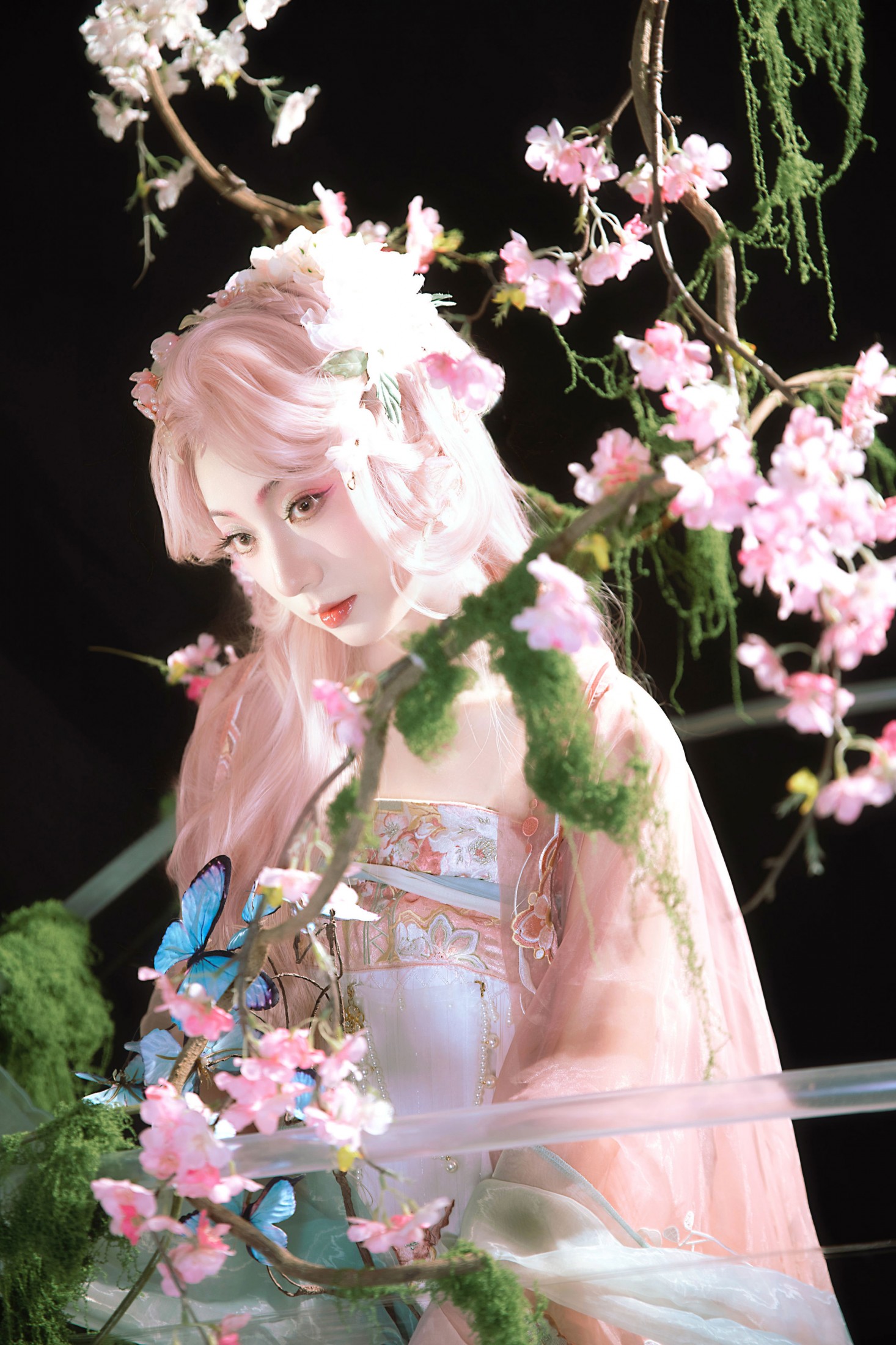 图片[4] - 九上天 - 《花房里的花成精了》[11P] - 机器猫次元 - 机器猫次元