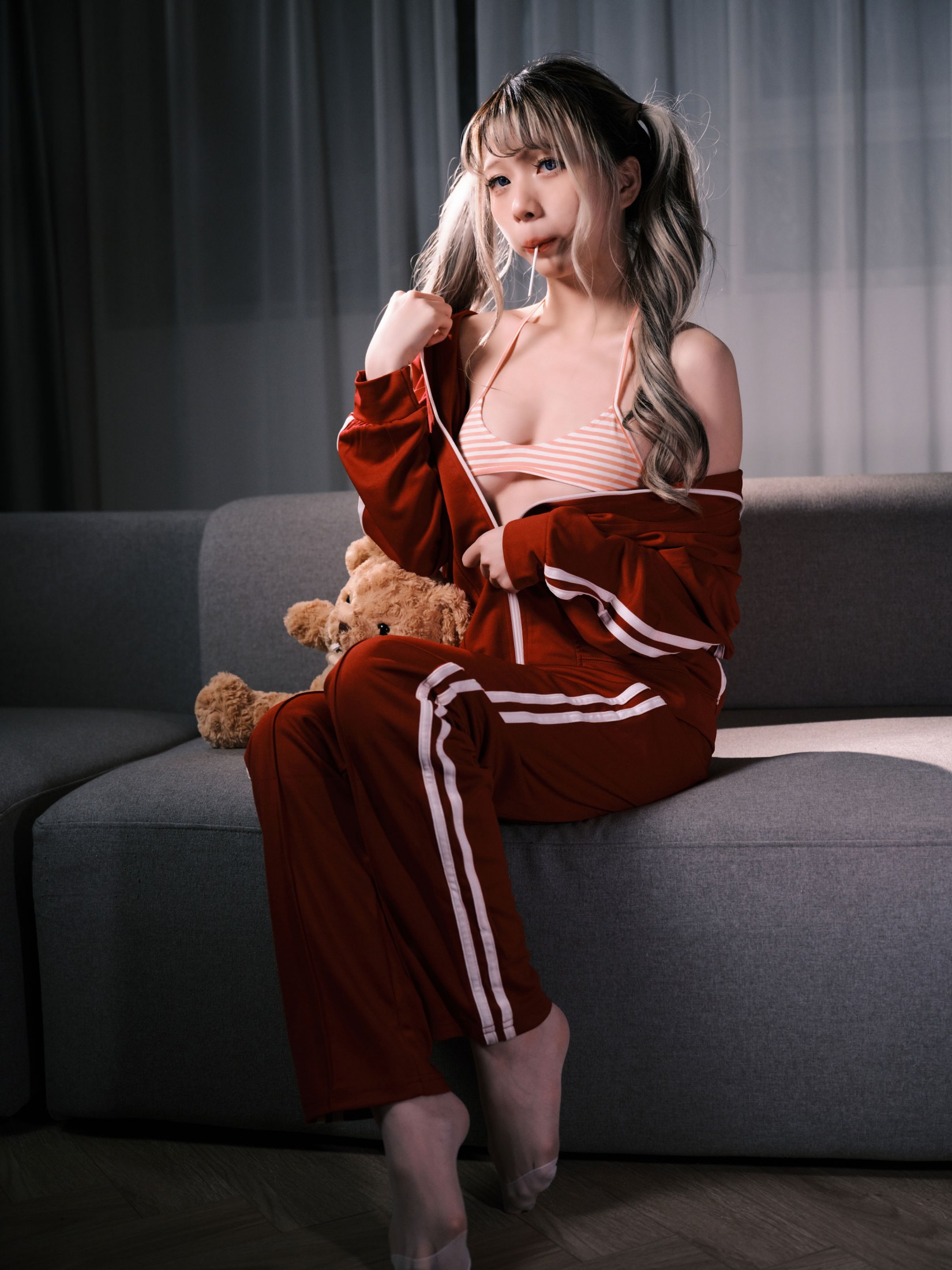 图片[1] - 琴玖久 - 《运动服宅女》[12P] - 机器猫次元 - 机器猫次元