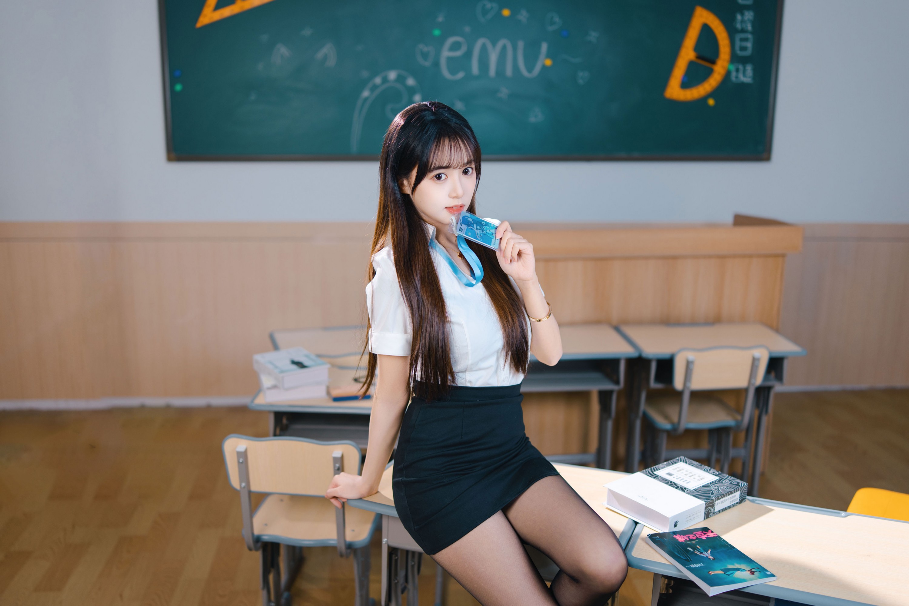 图片[2] - 小亿 - 《万万老师》[19P] - 机器猫次元 - 机器猫次元
