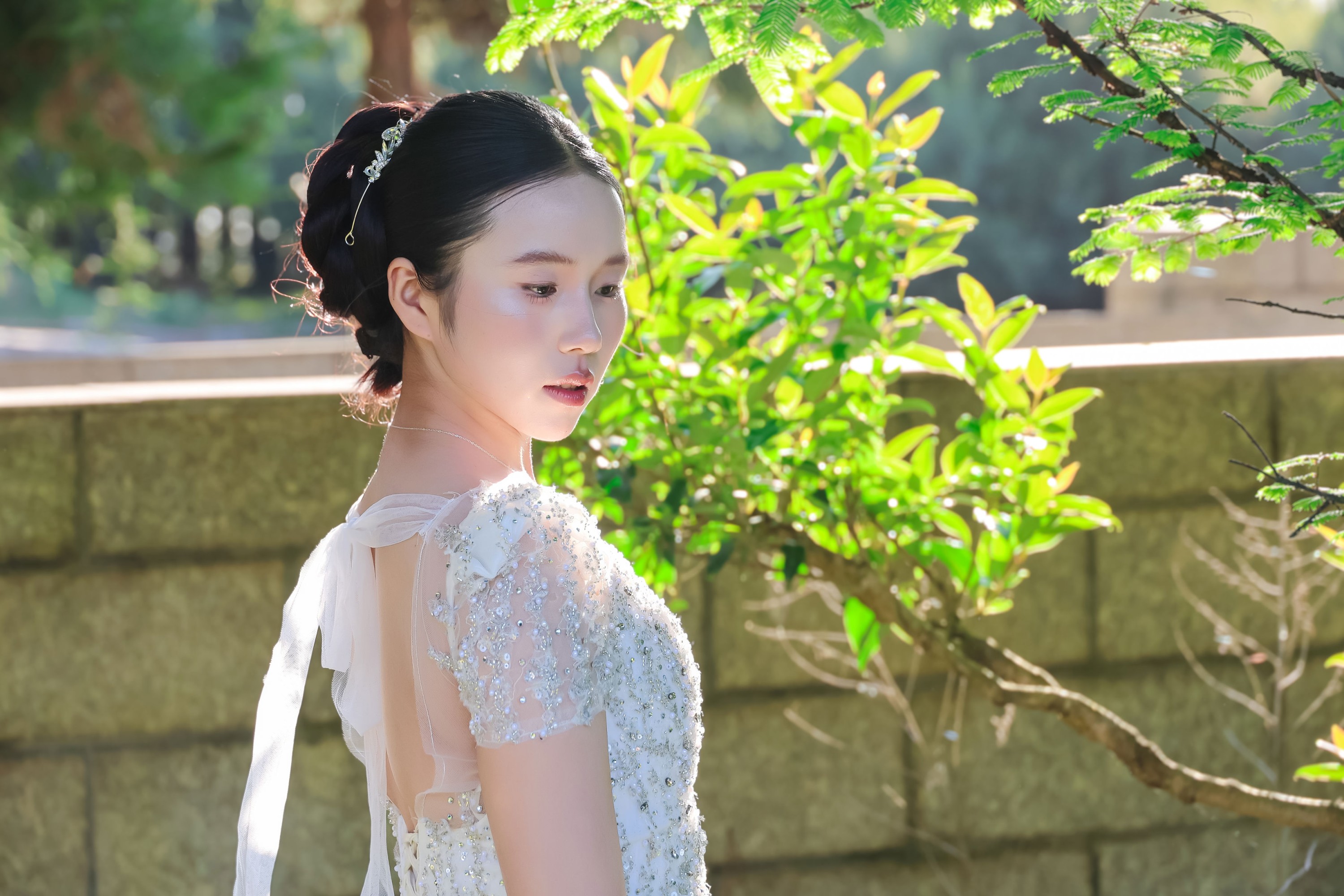 图片[2] - 《野外森林夕阳户外模特白色婚纱美女》[12P] - 机器猫次元 - 机器猫次元