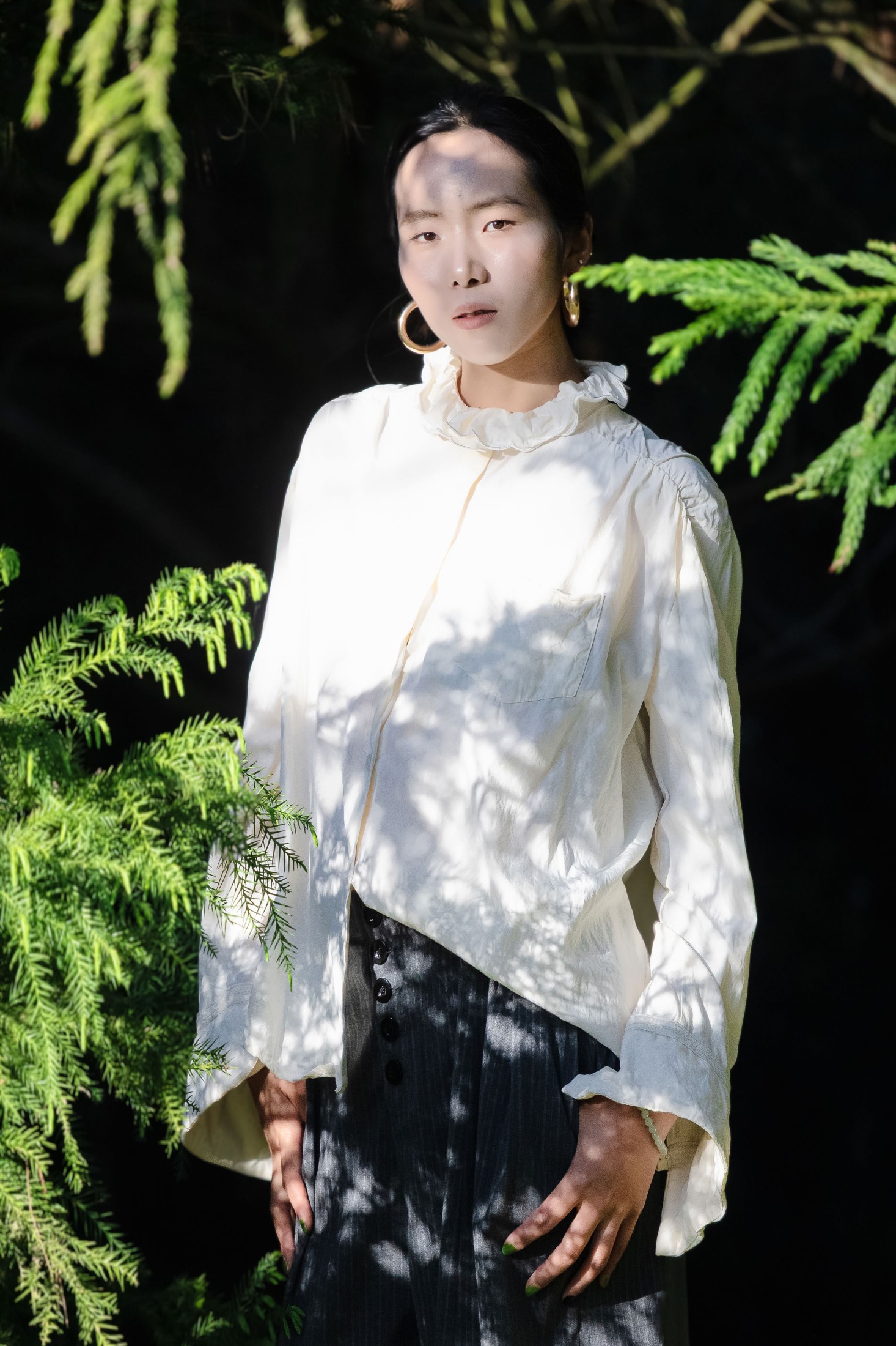 图片[6] - 《野外森林夕阳户外模特黑外套白衣黑裤美女》[24P] - 机器猫次元 - 机器猫次元