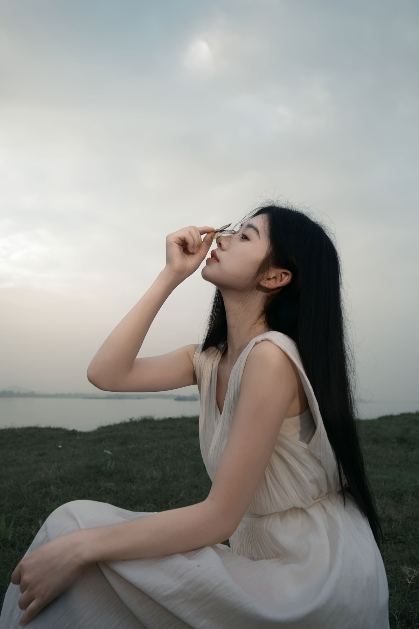 图片[5] - 《日暮湖畔｜氛围感情绪写真》[17P] - 机器猫次元 - 机器猫次元