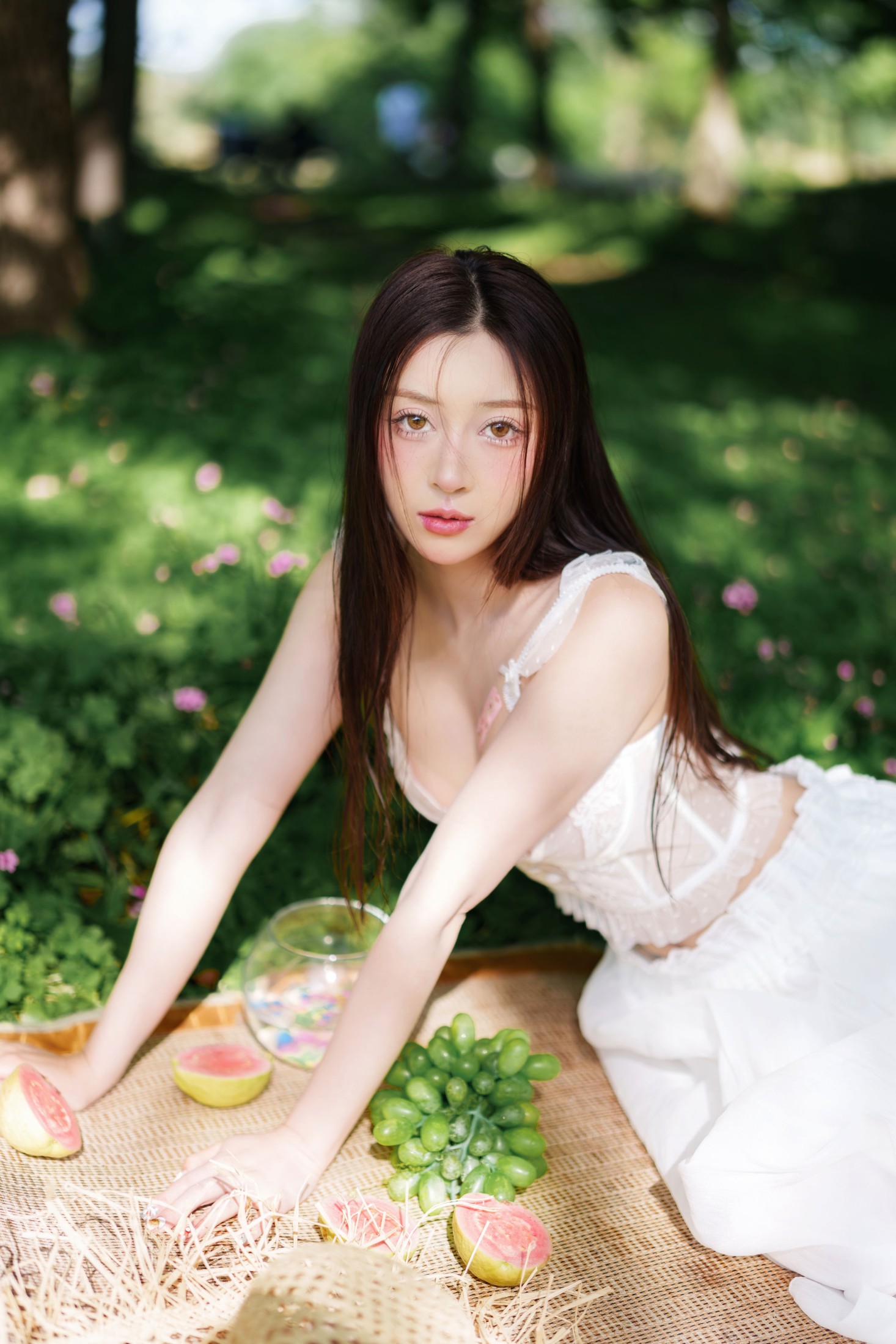 图片[1] - 《林间夏日纯欲》[16P] - 机器猫次元 - 机器猫次元