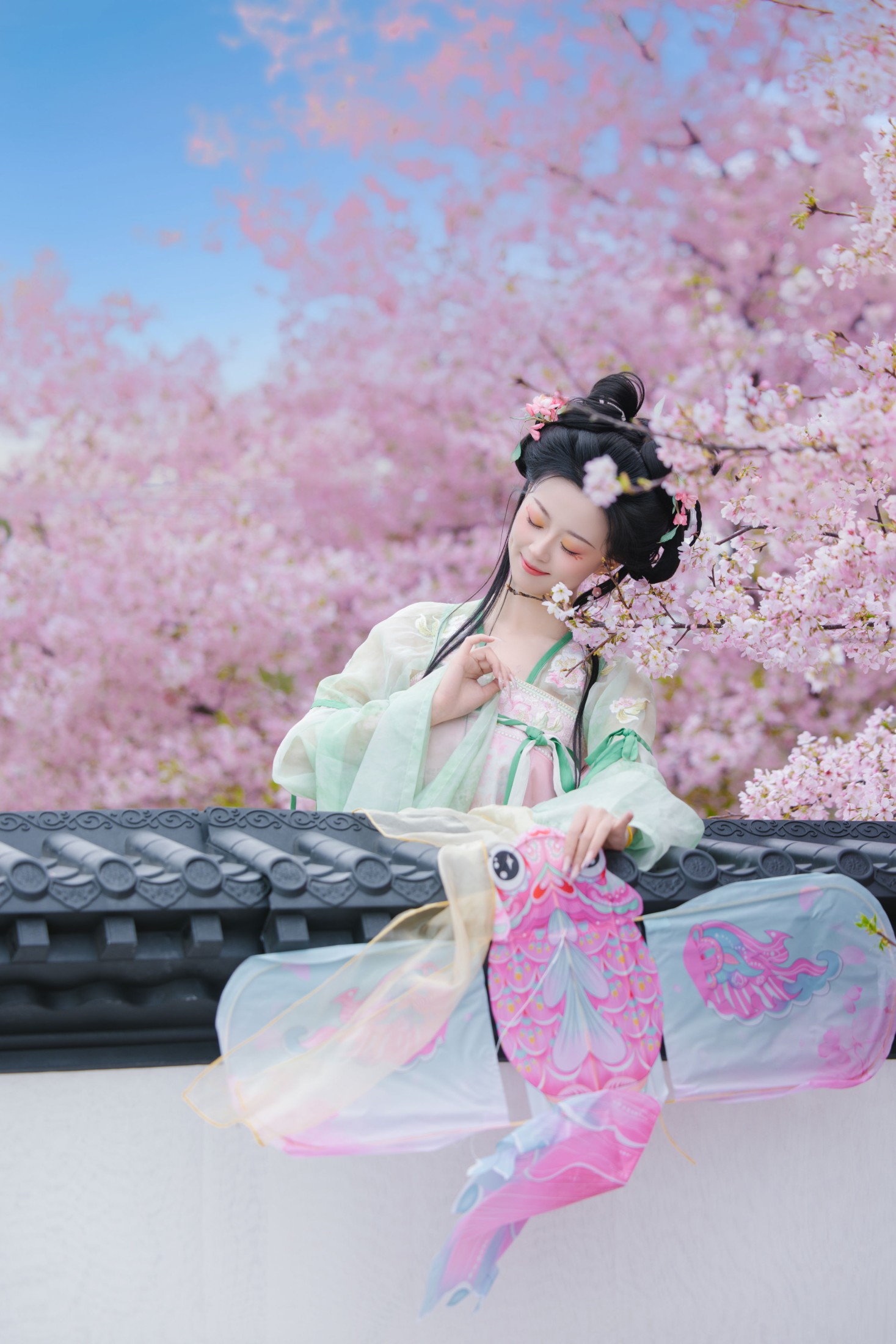图片[8] - 《爬墙少女》[20P] - 机器猫次元 - 机器猫次元