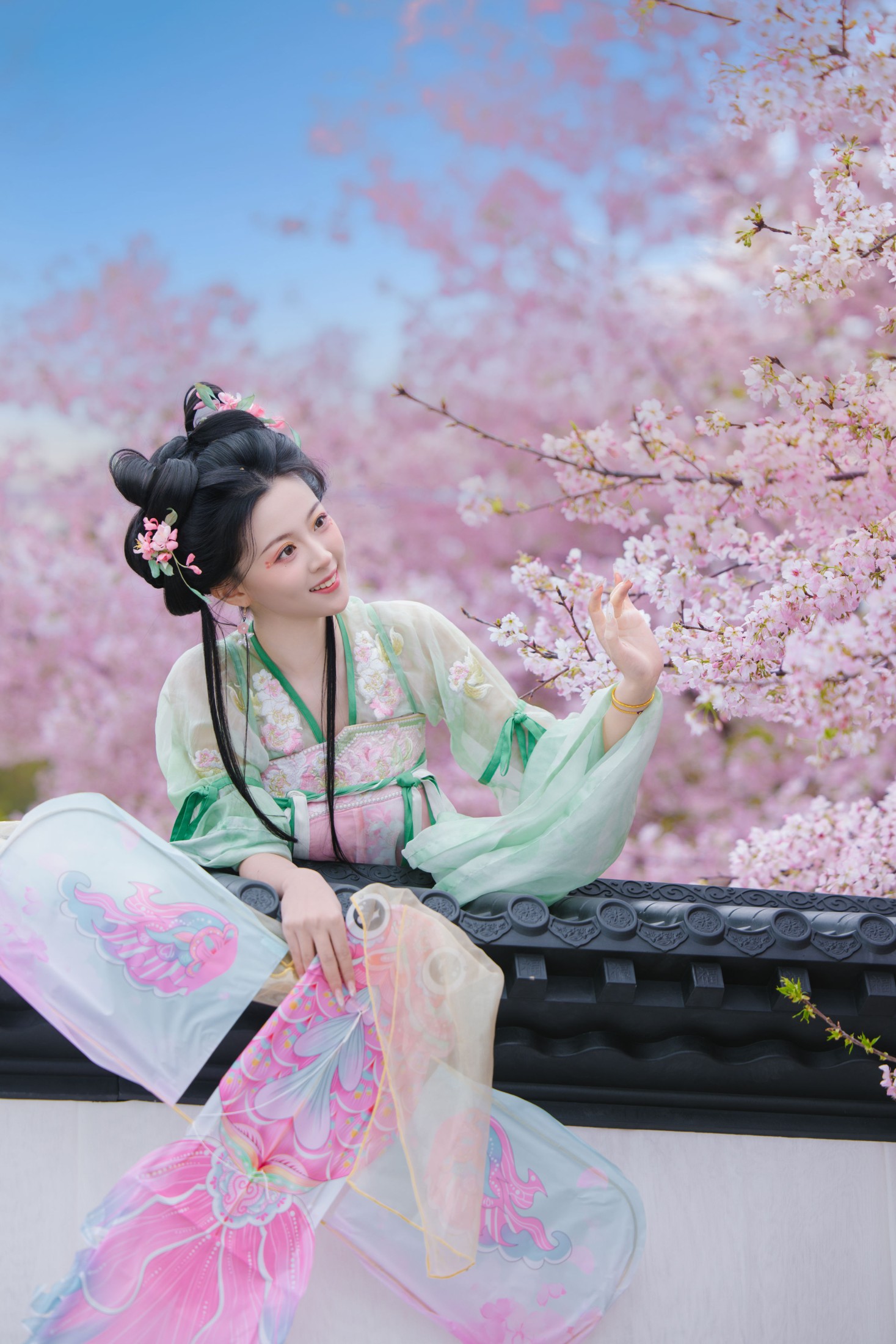 图片[4] - 《爬墙少女》[20P] - 机器猫次元 - 机器猫次元