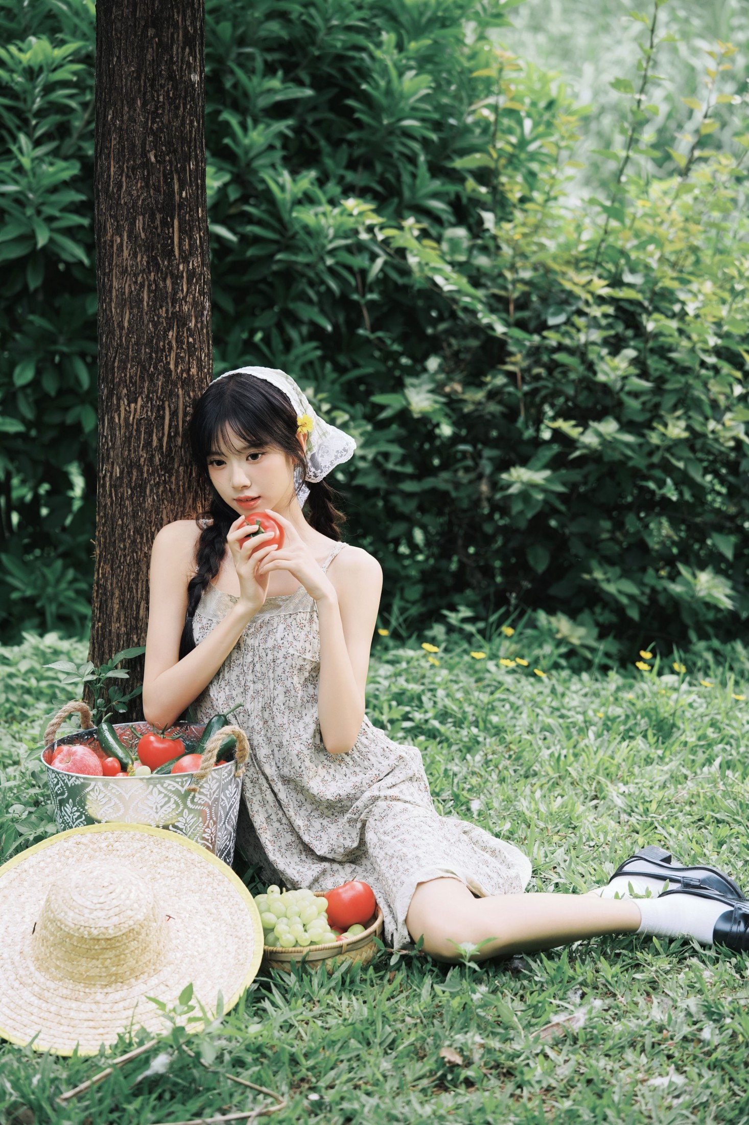 图片[2] - 《绿野森林｜少女田园系碎花裙写真》[12P] - 机器猫次元 - 机器猫次元
