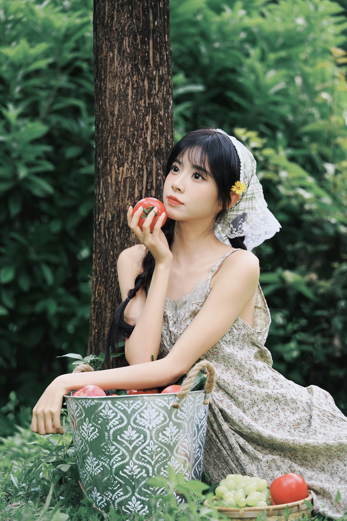 图片[8] - 《绿野森林｜少女田园系碎花裙写真》[12P] - 机器猫次元 - 机器猫次元