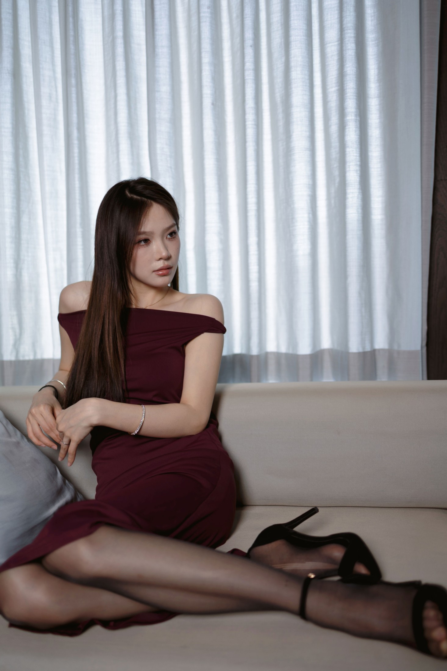 图片[4] - 《瑰红色连衣裙》[82P] - 机器猫次元 - 机器猫次元