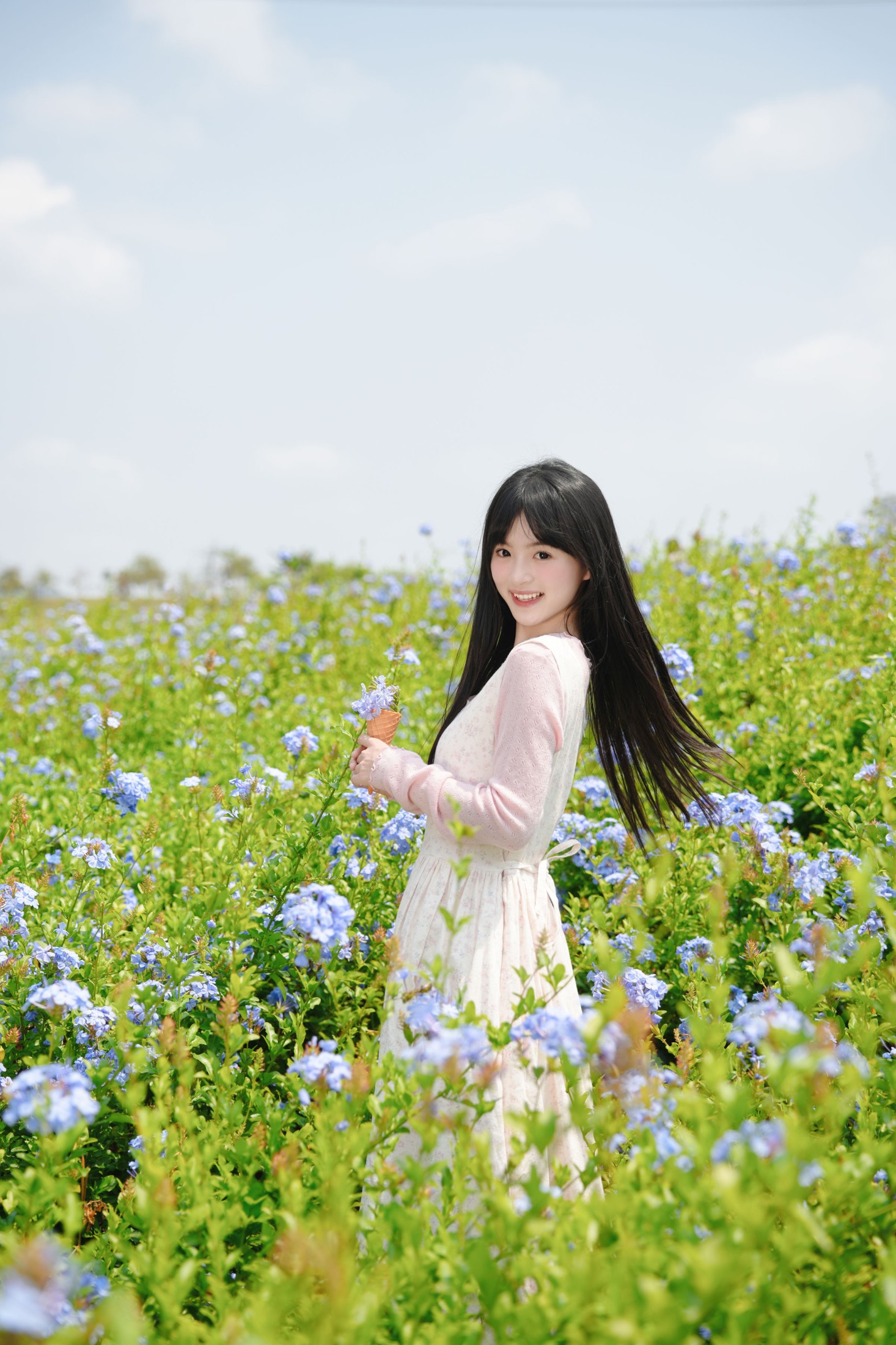 图片[1] - 《可爱的山坡少女》[11P] - 机器猫次元 - 机器猫次元