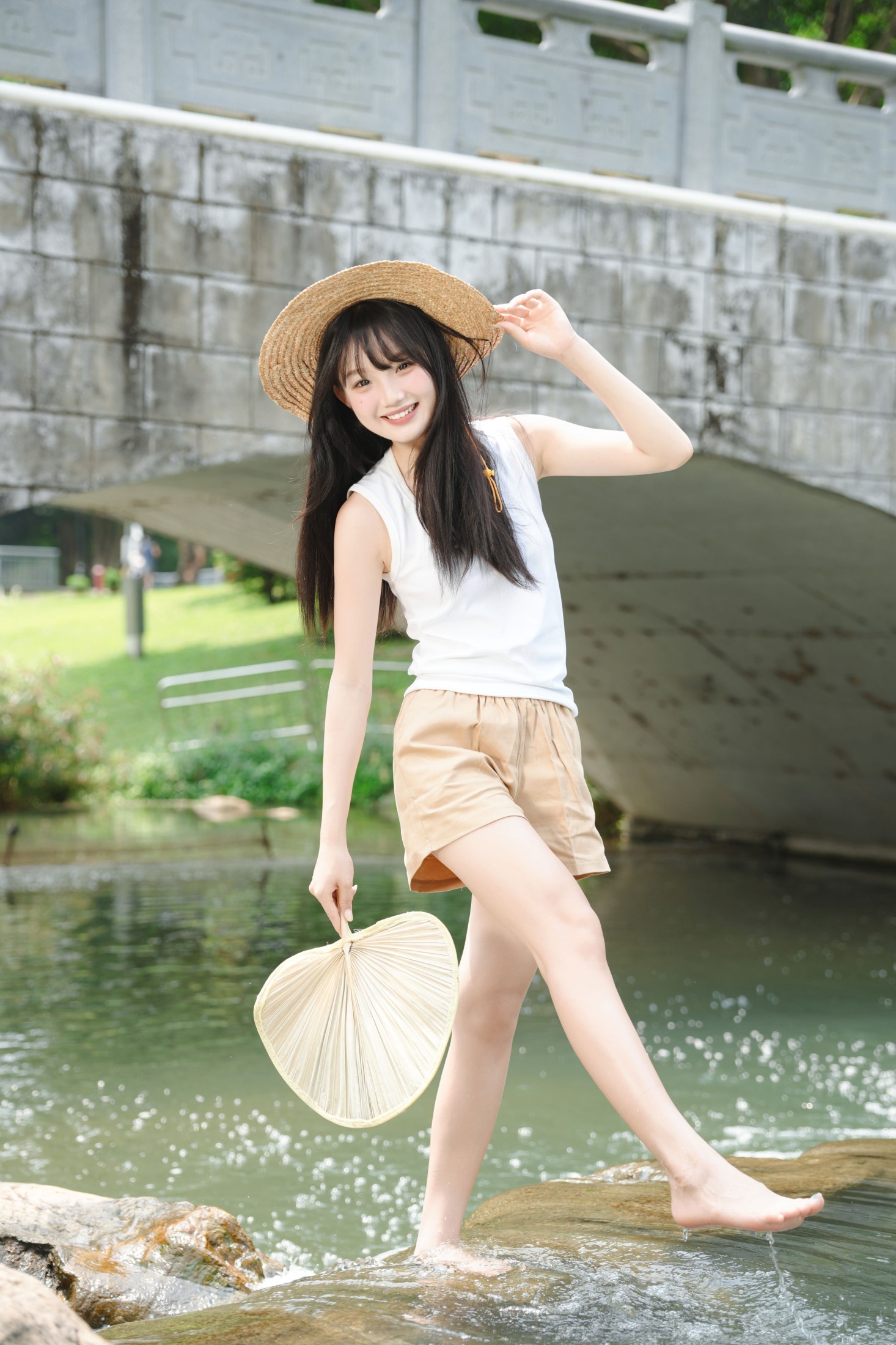 图片[1] - 《溪边少女》[12P] - 机器猫次元 - 机器猫次元