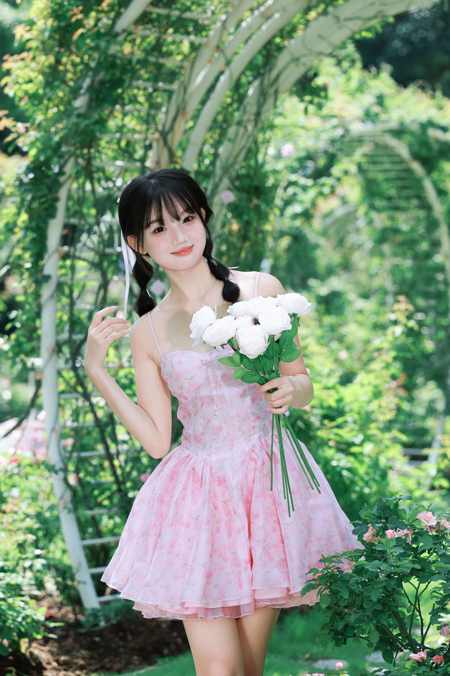 图片[1] - 《玫瑰园里，藏着一场粉色的童话》[16P] - 机器猫次元 - 机器猫次元