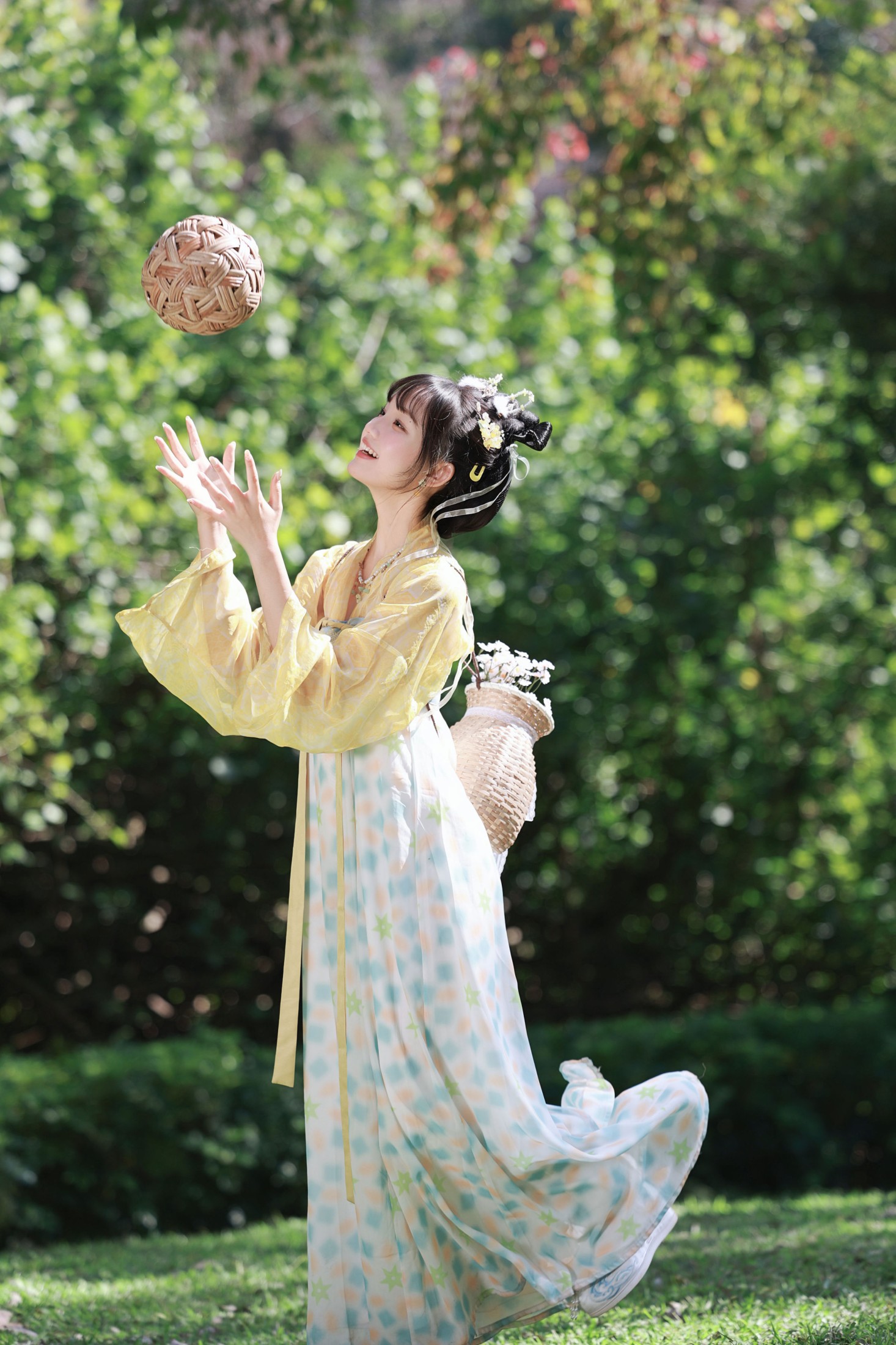 图片[3] - 《蹴鞠与竹篮，藏着汉服少女的夏日心事》[12P] - 机器猫次元 - 机器猫次元