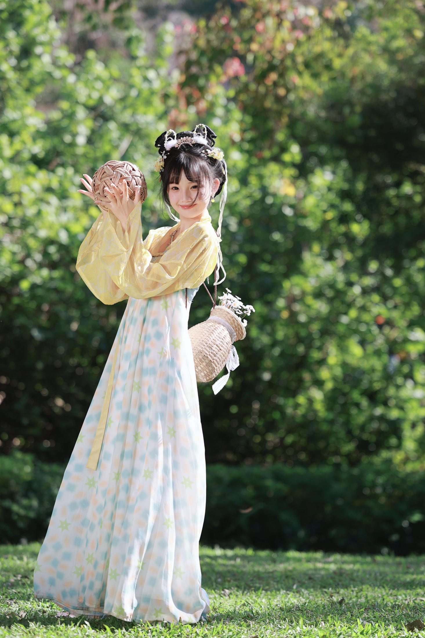 图片[4] - 《蹴鞠与竹篮，藏着汉服少女的夏日心事》[12P] - 机器猫次元 - 机器猫次元